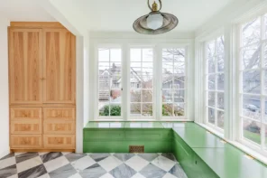 Window frame materials compared: vinyl, fiberglass, aluminum and wood for Pacific Northwest homes